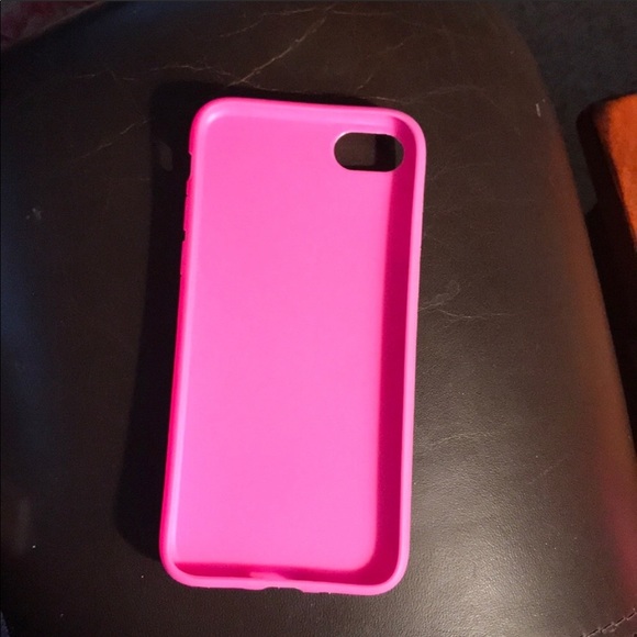 Lily Pulitzer iPhone case - Picture 3 of 3